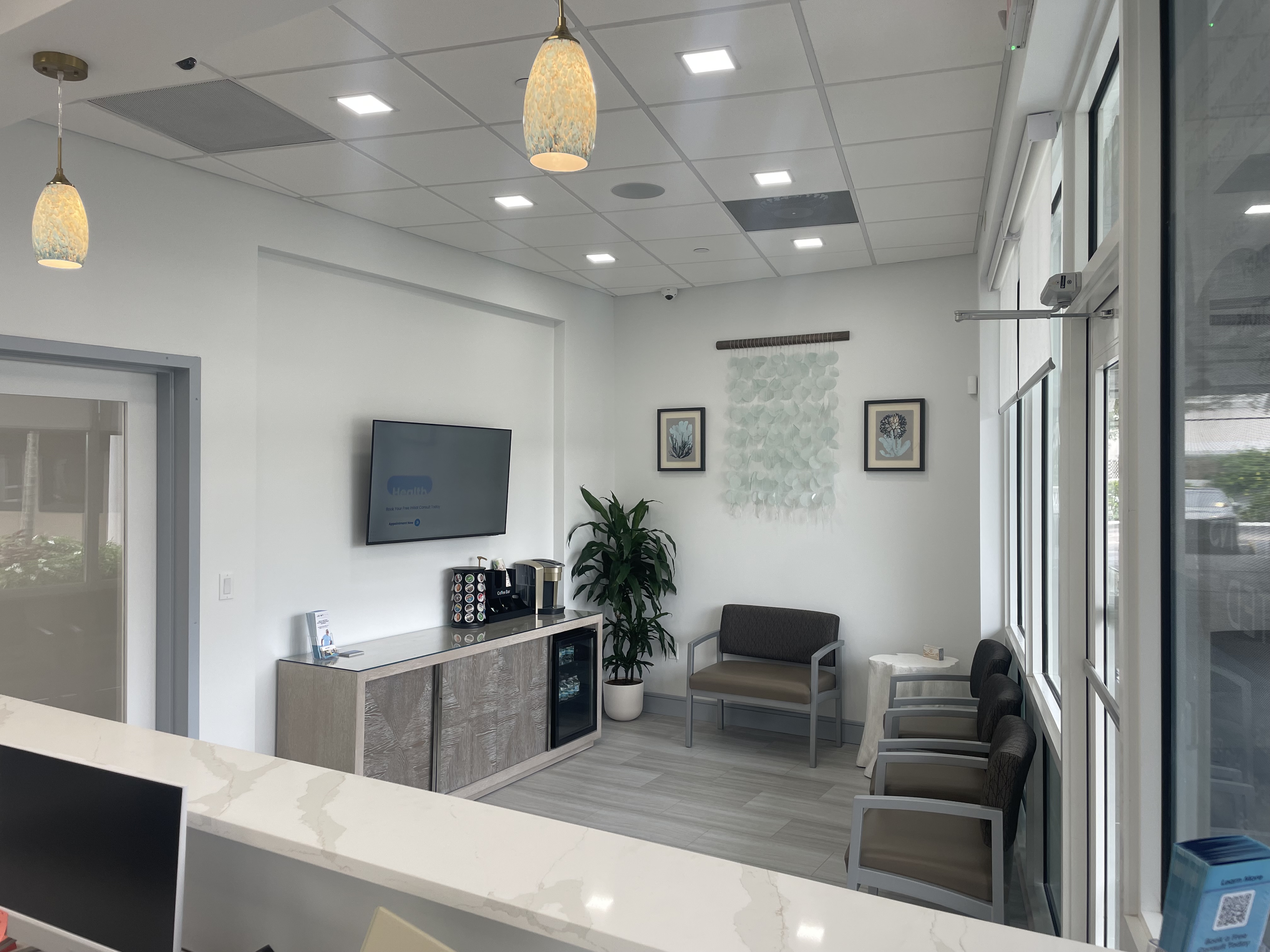 Speak to a Joint Pain Doctor Now